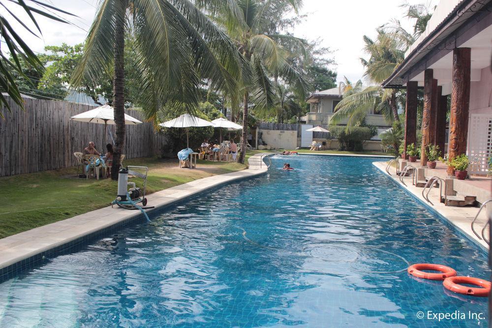 Wild Orchid Beach Resort Olongapo Exterior photo